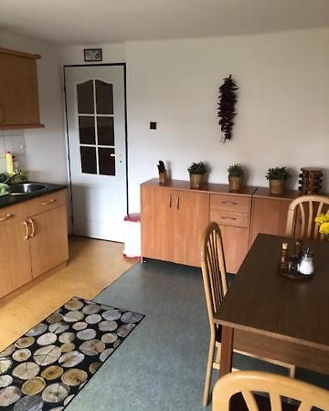 Apartman Skvela Nalada Vsemyslice Luaran gambar